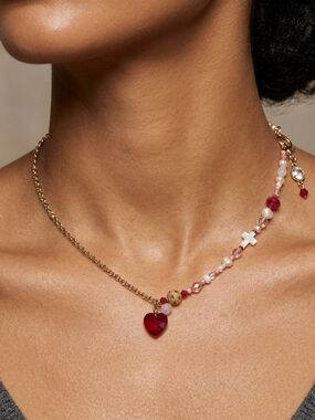 Source Unknown 12" Gold Tone Heart & Beaded Choker Necklace - Red & Pink Accents